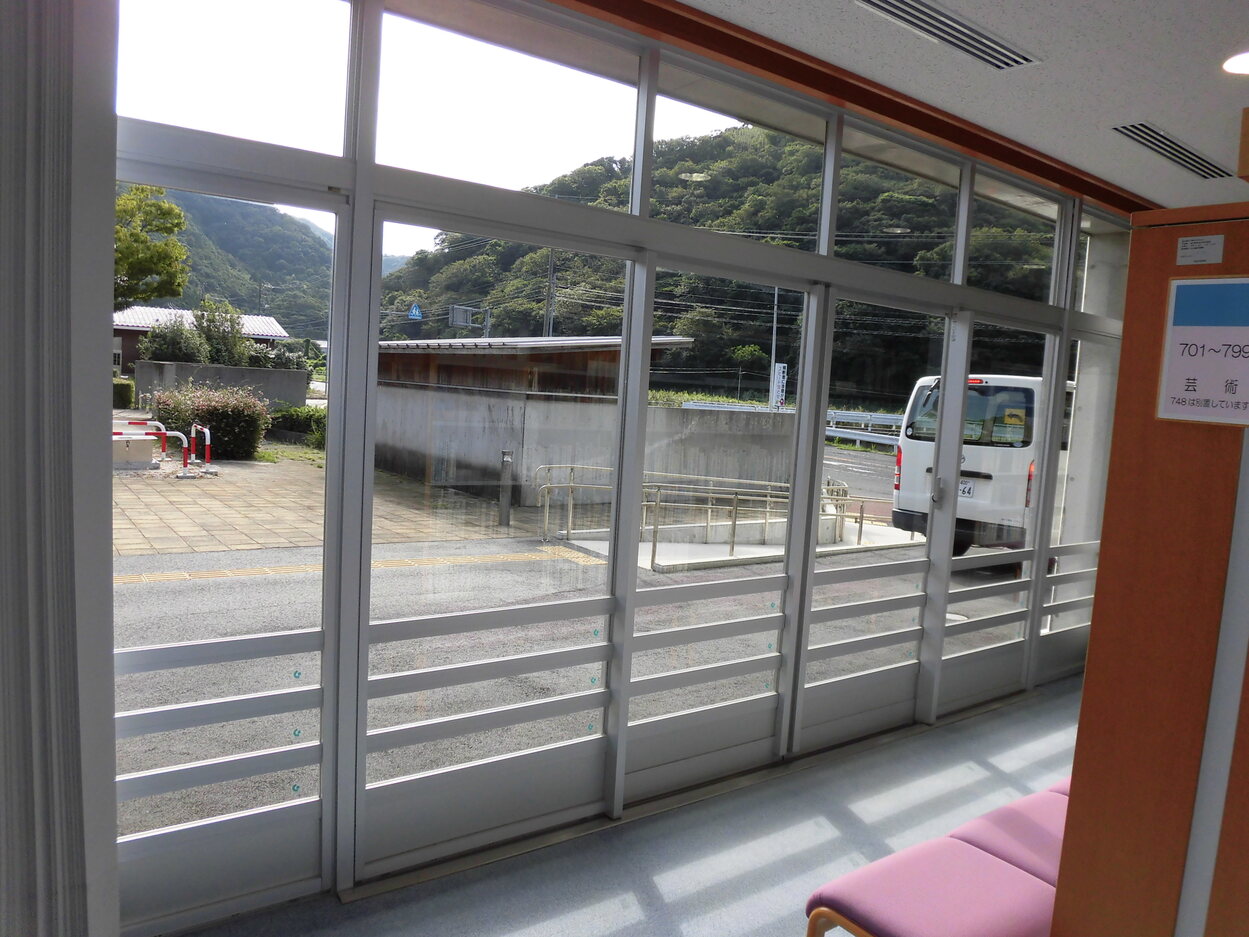 遮熱フィルム貼付工事